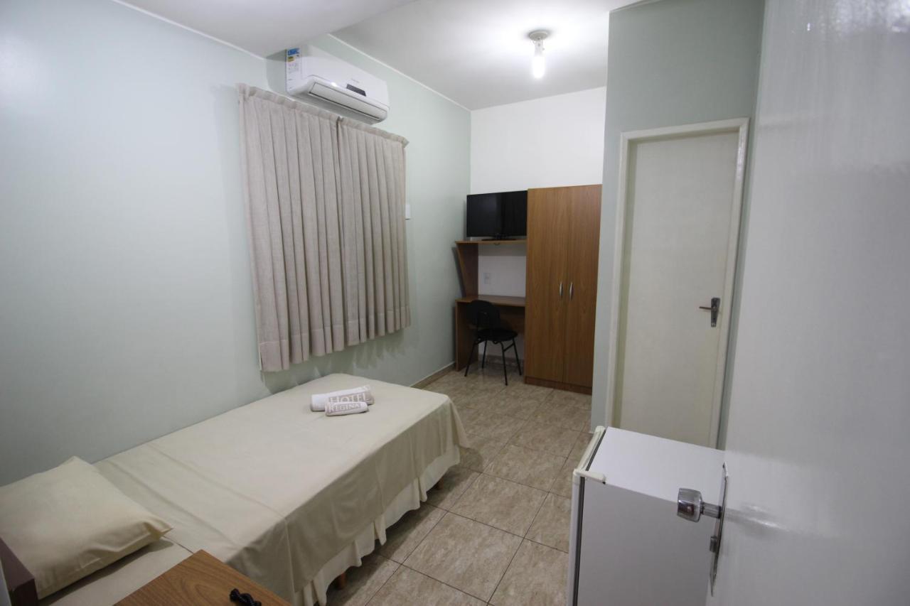 Hotel Regina Muriaé Zewnętrze zdjęcie