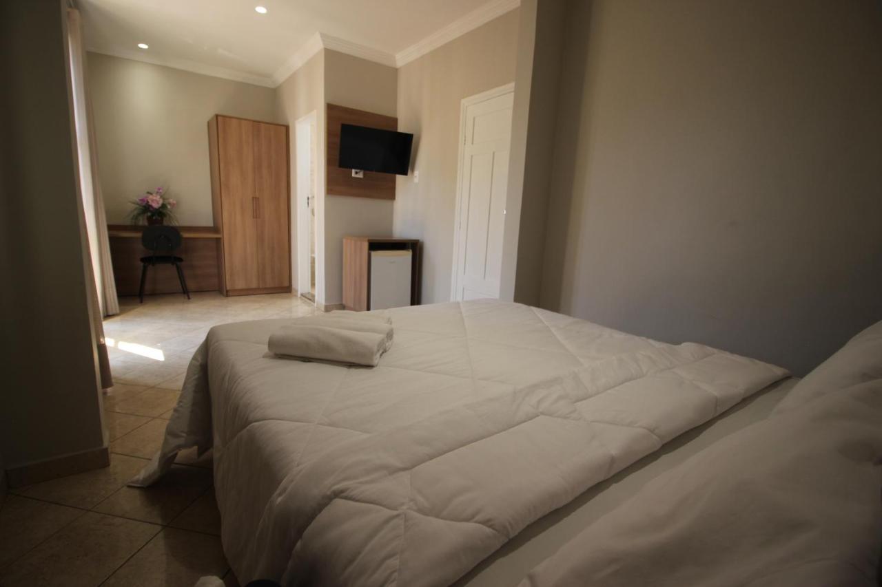 Hotel Regina Muriaé Zewnętrze zdjęcie