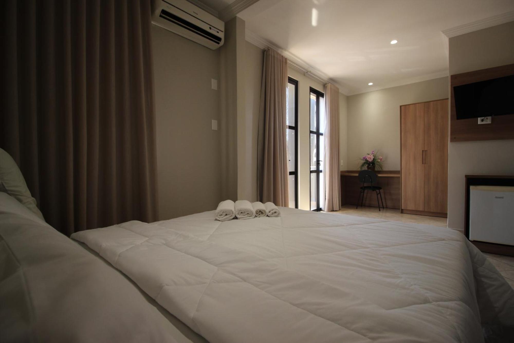 Hotel Regina Muriaé Zewnętrze zdjęcie