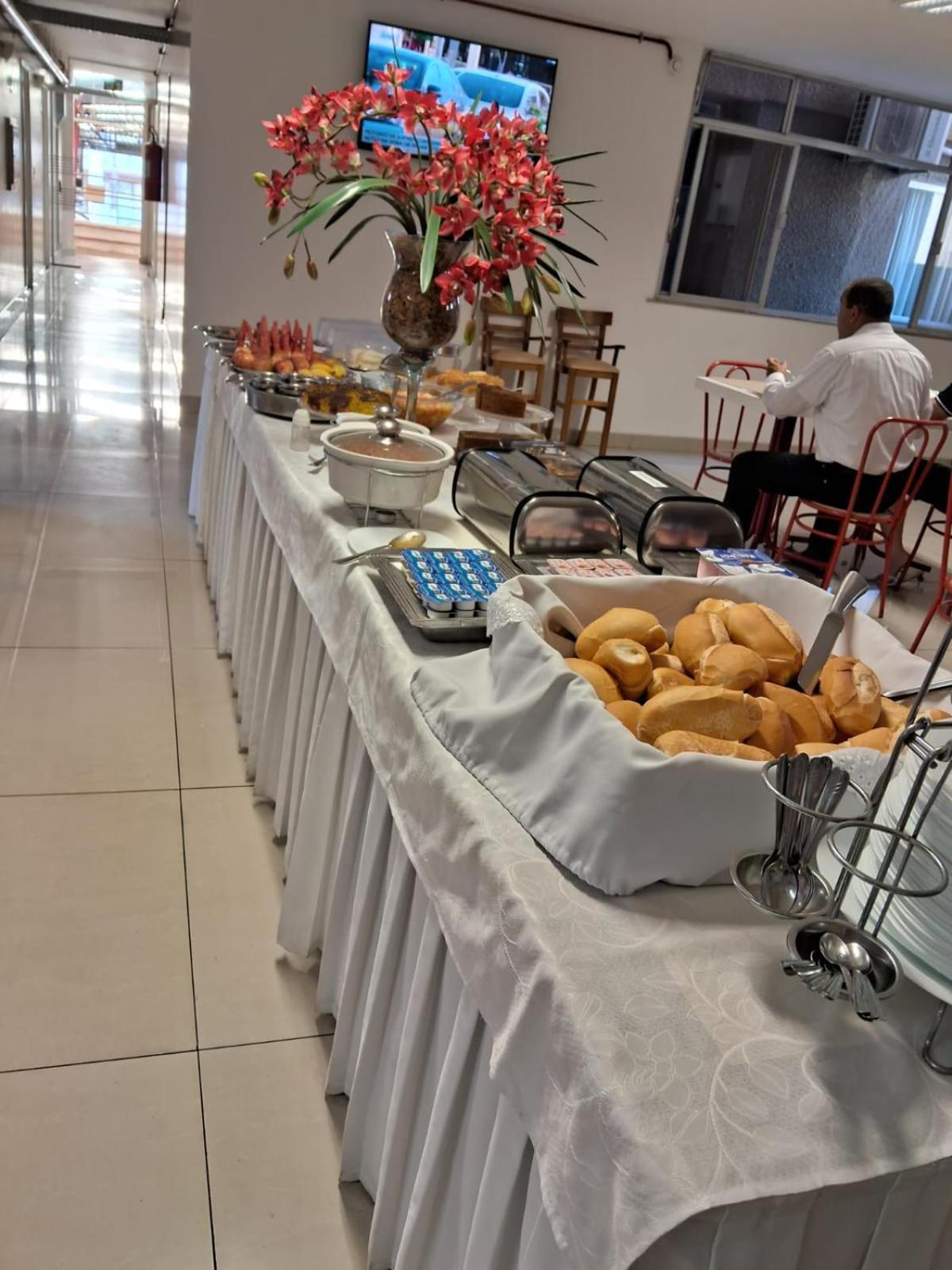 Hotel Regina Muriaé Zewnętrze zdjęcie