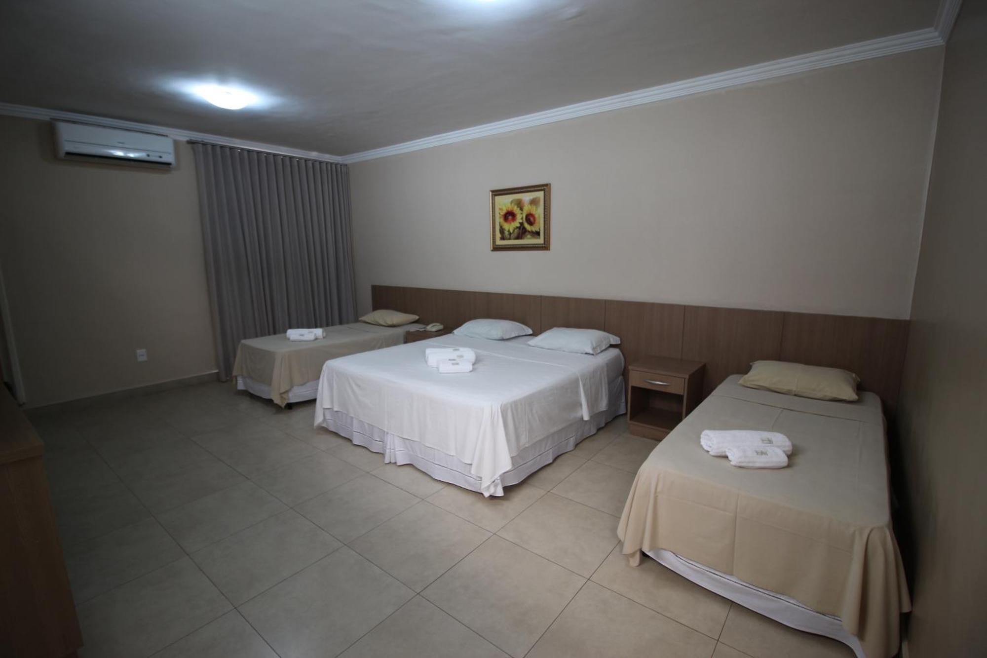 Hotel Regina Muriaé Zewnętrze zdjęcie