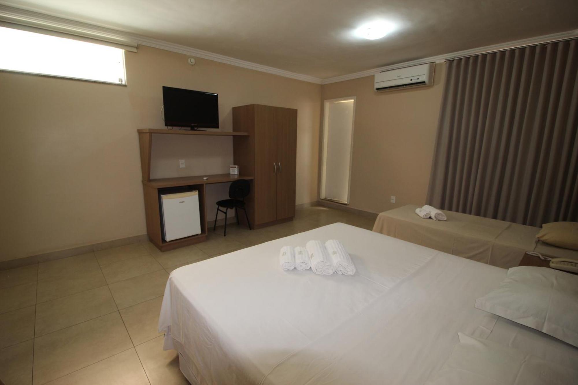 Hotel Regina Muriaé Zewnętrze zdjęcie