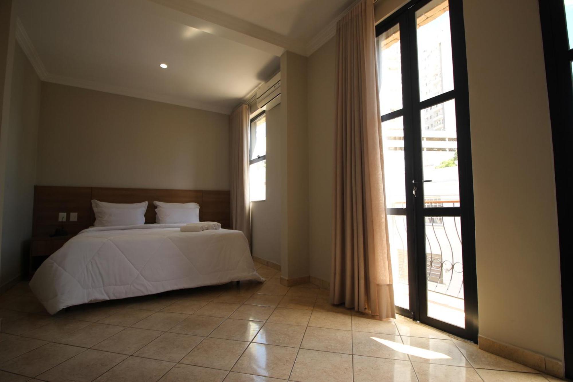 Hotel Regina Muriaé Zewnętrze zdjęcie