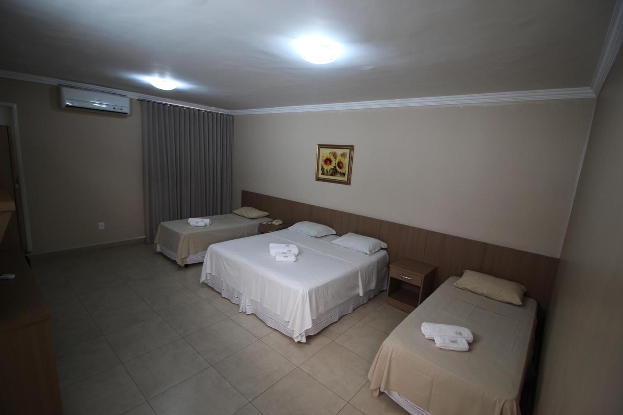 Hotel Regina Muriaé Zewnętrze zdjęcie