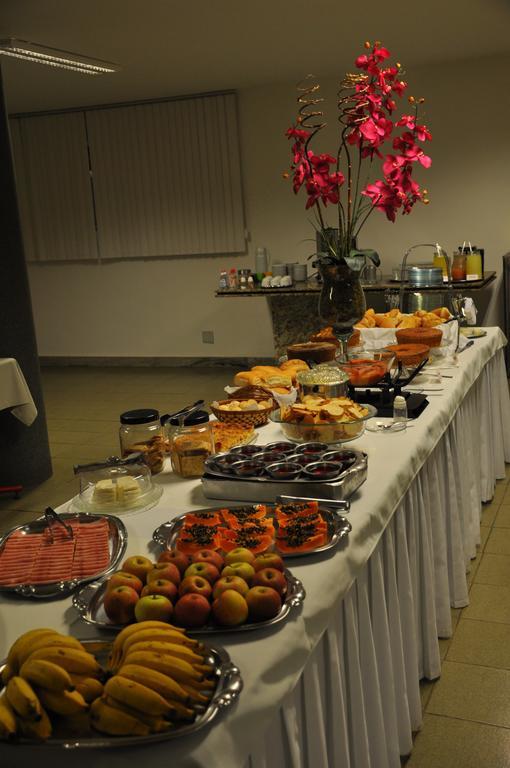 Hotel Regina Muriaé Zewnętrze zdjęcie
